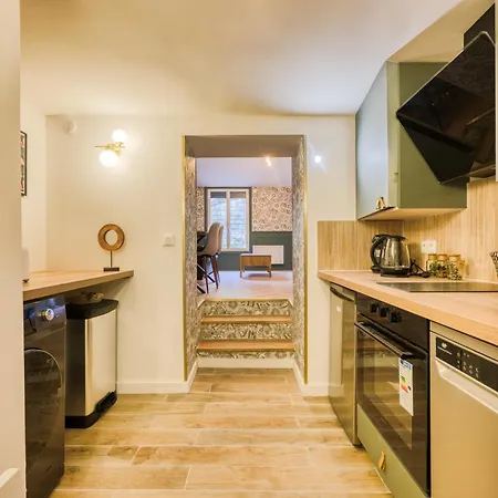 Elegant In Next To Paris Apartman
