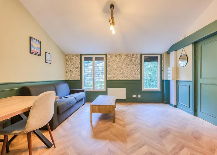 Elegant In Next To Paris Apartment Malakoff